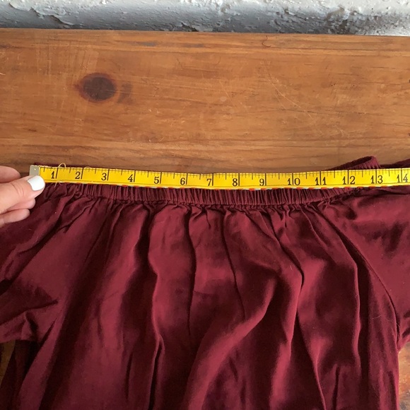 Solitaire Off-The-Shoulder Dress - Picture 8 of 12